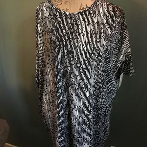 Lularoe Irma size Large.